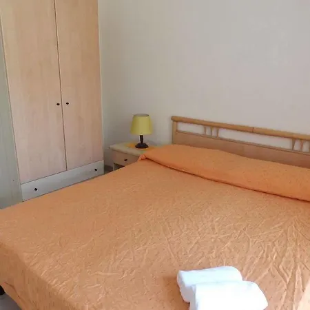 דירה Baia Di Carlino Tourist גאליפולי