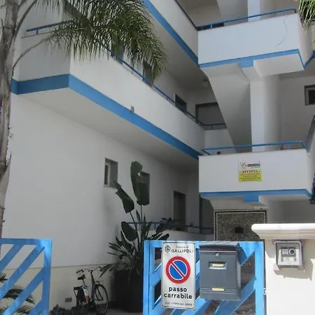 Baia Di Carlino Tourist גאליפולי